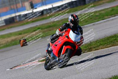 media/Jan-21-2023-Fastrack Riders (Sat) [[fcf3f88a30]]/Level 2/Session 4 Turn 6-Mountian Shot/